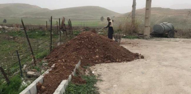 تخریب و انسداد کانال و معبر عمومی روستا با دخالت مستقیم آقای بخشدار؟!