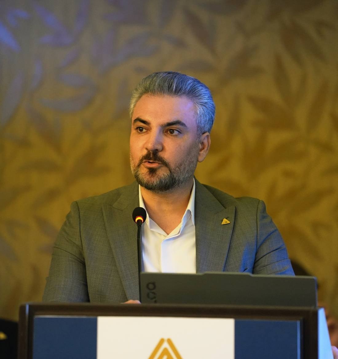 رونمایی از سامانههای نوین خدمات بانکی صندوق کارآفرینی امید رونمایی از سامانههای نوین خدمات بانکی صندوق کارآفرینی امید 